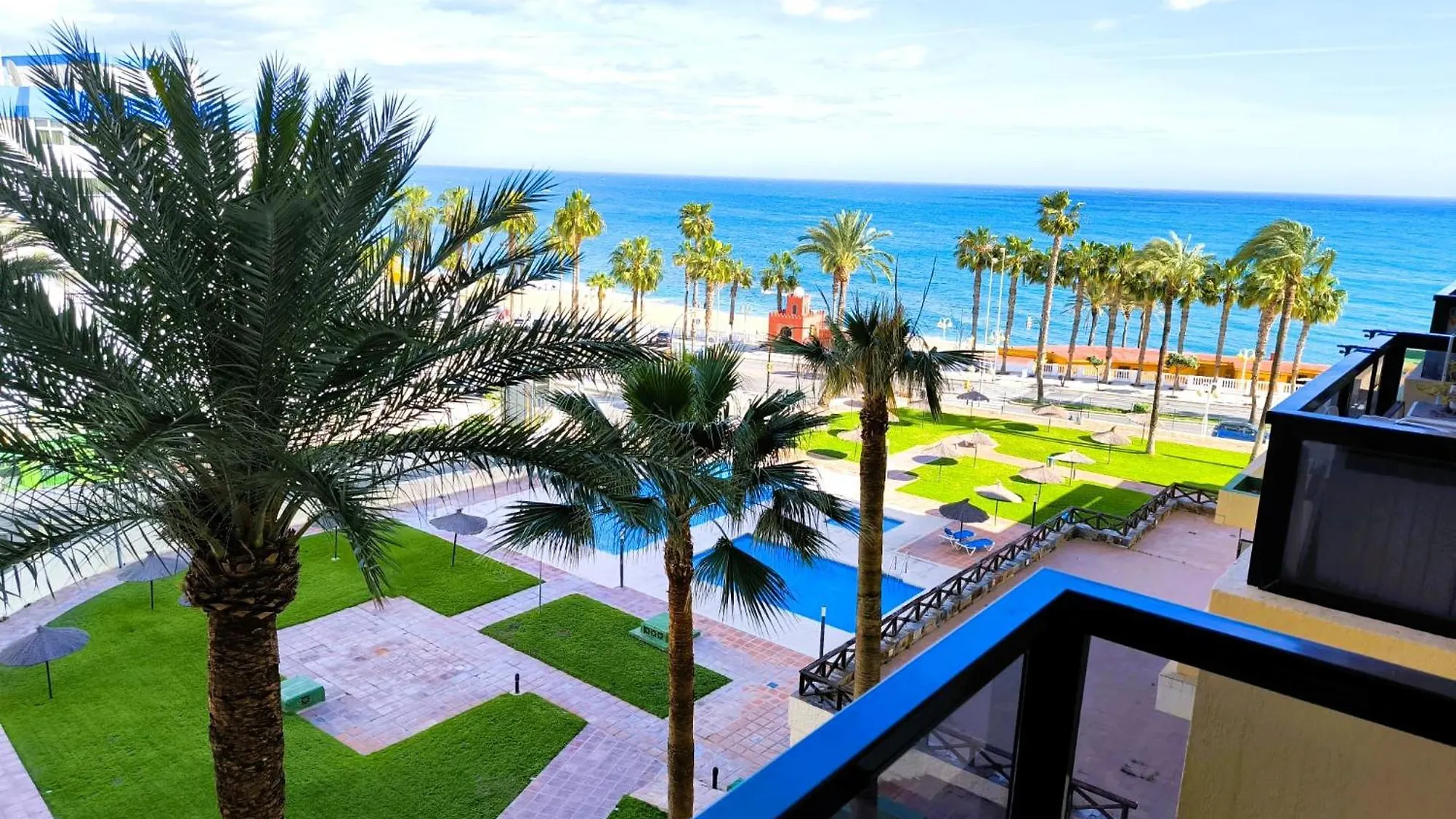 Estudio Duplex A 150 Metros De La Playa Benalmádena