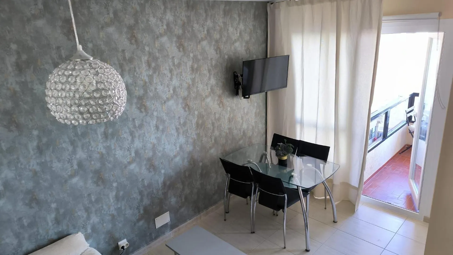 Estudio Duplex A 150 Metros De La Playa 베날마데나코스타 스페인